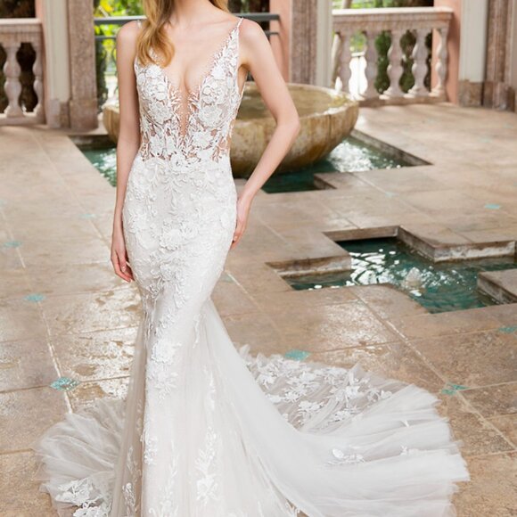 Enzoani Wedding Dress - CURRENT 2025 DRESS -  Perfect for destination wedding!!! - Picture 1 of 6